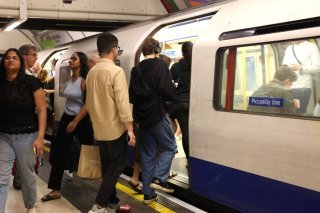 Il y aura peu ou aucun service entre lundi et jeudi sur l'ensemble des lignes, a annoncé l'opérateur qui gère le "Tube". KEYSTONE/EPA/NEIL HALL